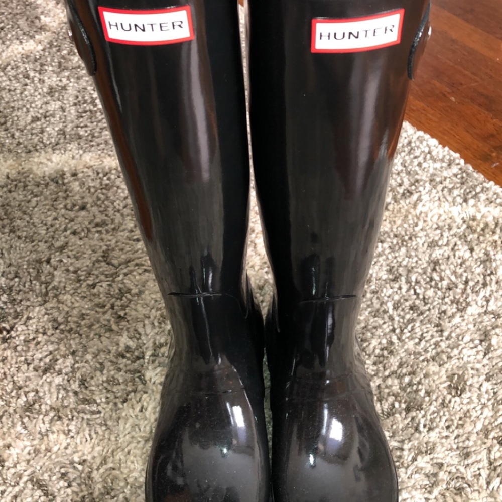 Hunter Rain boats